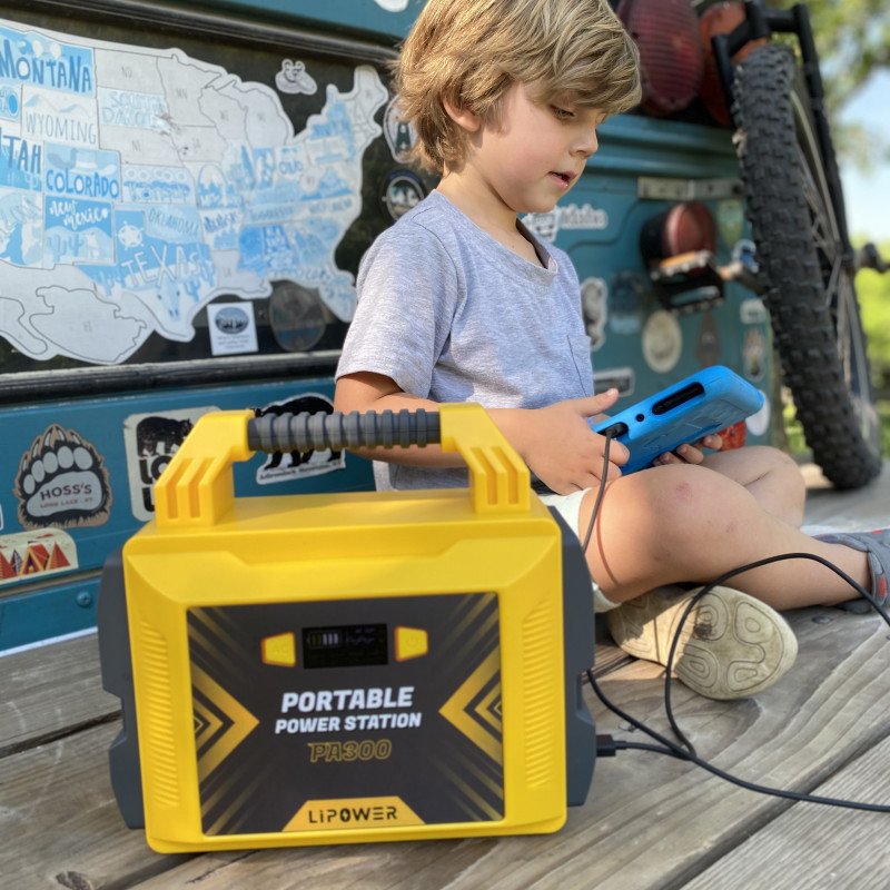 PA300 Lipower Portable Power Station